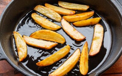How to Season a Cast Iron Skillet: Easy Nonstick Steps for 2026
