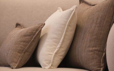 When to Replace Decorative Throw Pillows: 5 Clear Signs in 2026