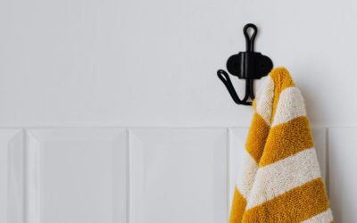 How to Store a Bath Towel So It Lasts Longer: Simple Habits for 2026