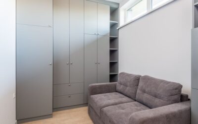 8 Best Sofas for Small Spaces That Maximize Comfort in 2026