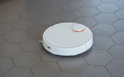 Best Robot Vacuum and Mop Combos for Pet Hair & Hands-Free Homes 2026